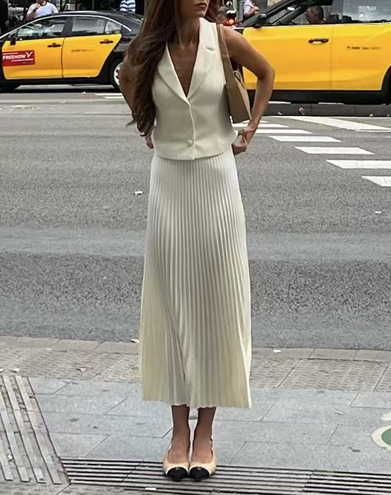 Fashion Lapel Vest Pleated Skirt Suit