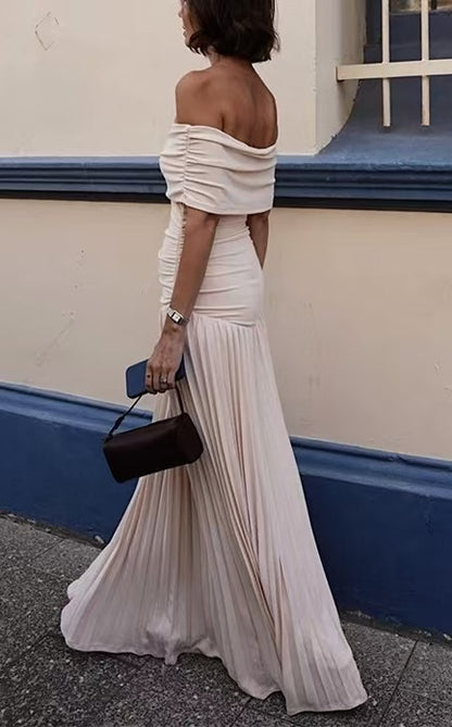 Elegant Pleated Slim-Fitting One-Shoulder Dress